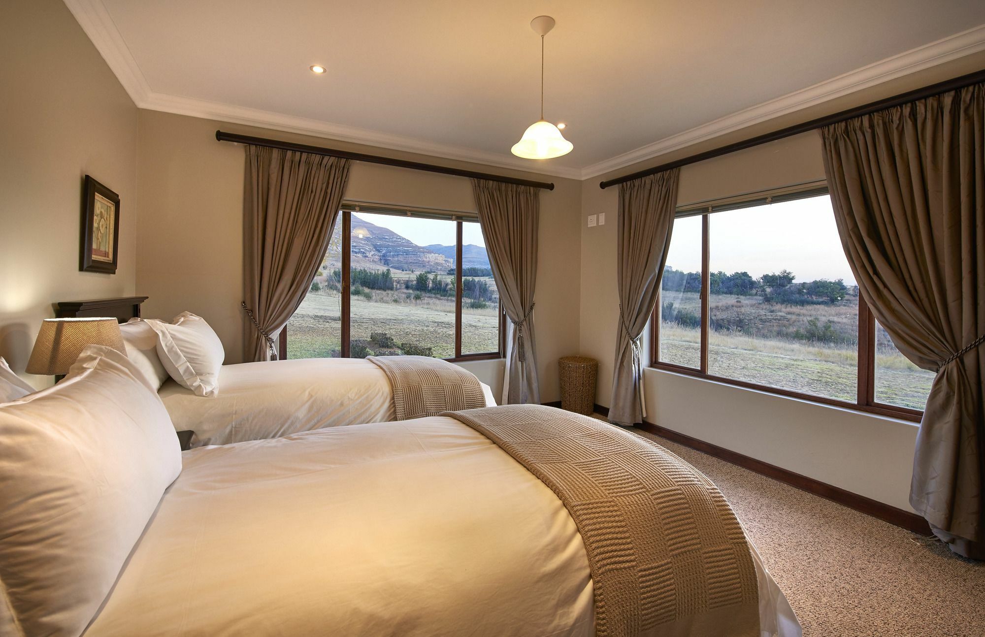 Dynasty Red Mountain Ranch Appartement Clarens Buitenkant foto